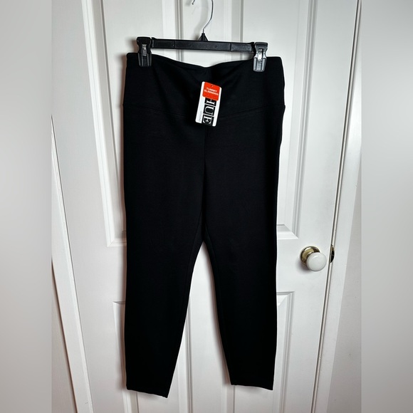 HUE Pants - HUE Classic Black Leggings